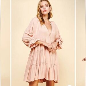 NWT Pinch deep v-neck tiered mini dress 3/4 sleeve dusty pink size M bohemian